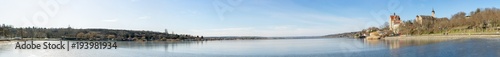 Riesiges Panorama der Uferpromenade am Süßen See in Seeburg in Deutschland © Ralf Geithe