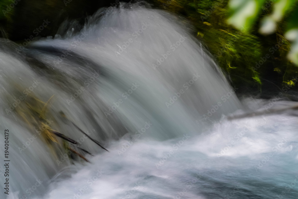 cascade. cascade.