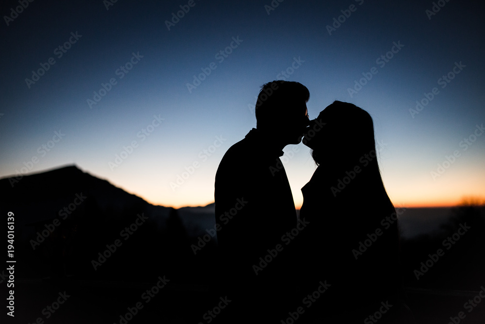 couple in love silhouette