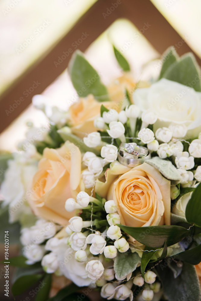 Fototapeta premium festive wedding bouquet from roses for bride