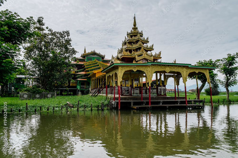 Fototapeta premium Religious buildings - temples, stupas on Lake Inle, Myanmar