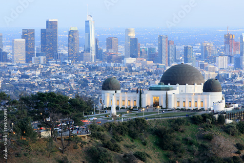 Canvas Print Griffith Observatory Park with Los Angeles Skyline at Dusk