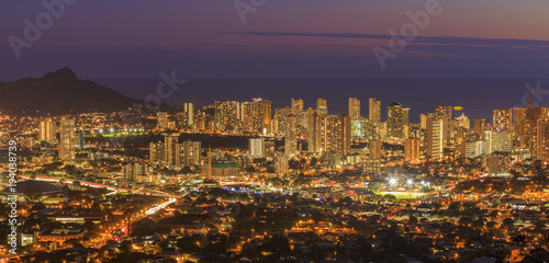 View to Honolulu from Tantalus Lookout at sunset  Oahu  Hawaii