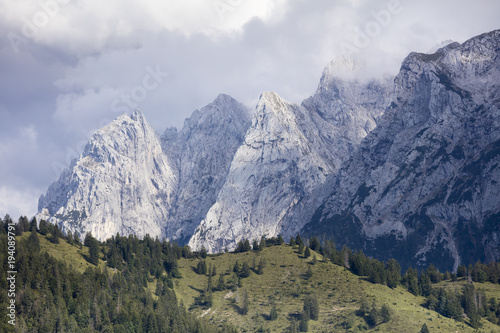 Österreich, Tirol, Kaisergebirge, Wilder Kaiser, Totenkirchl 2190m, Karlspitze 2260m, Kleine Halt 2116m, Ausblick vom Brentenjoch