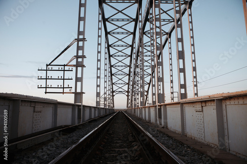 Fototapeta Naklejka Na Ścianę i Meble -  Metal rail road bridge