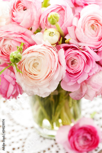 Bouquet of pink ranunculus (buttercup) © N.Van Doninck