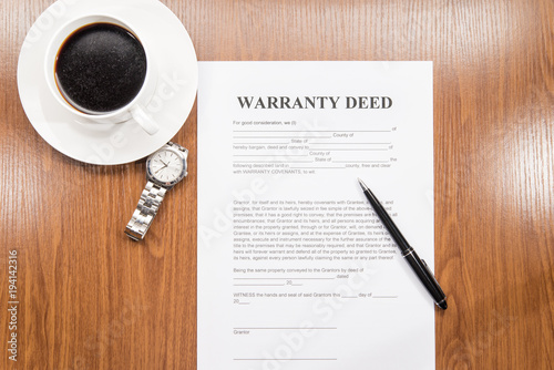 фотографія warranty deed