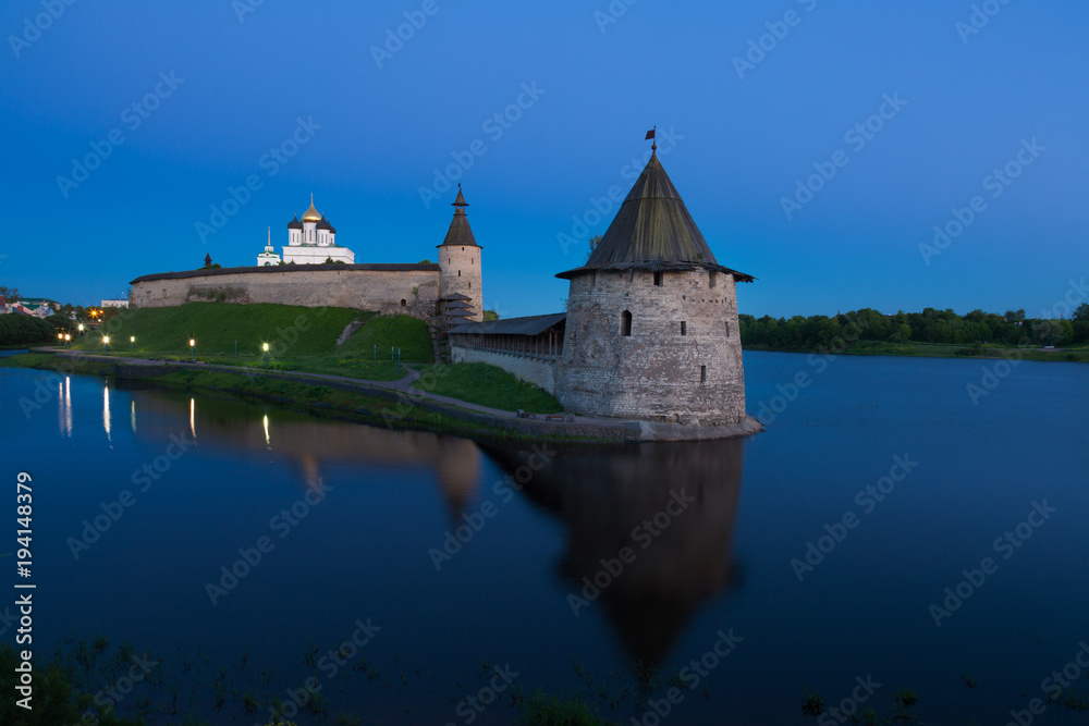 Naklejka premium Ancient Kremlin in summer night, Pskov, Russia