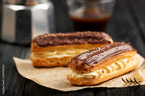 Fotomurale Traditional french eclairs with chocolate.