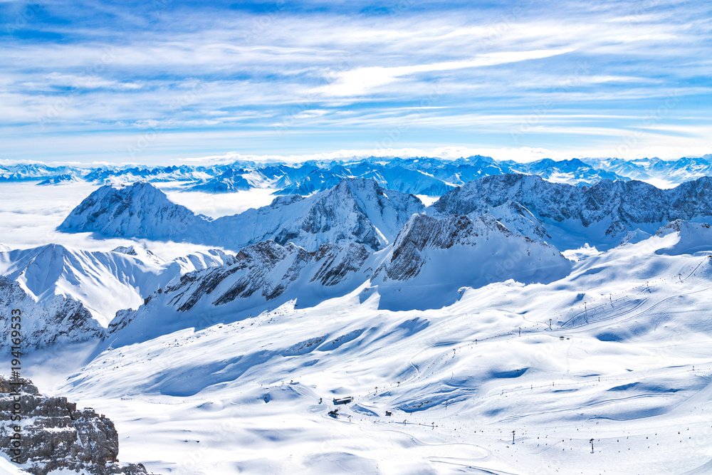 Obraz premium View from the Zugspitze, the top of Germany