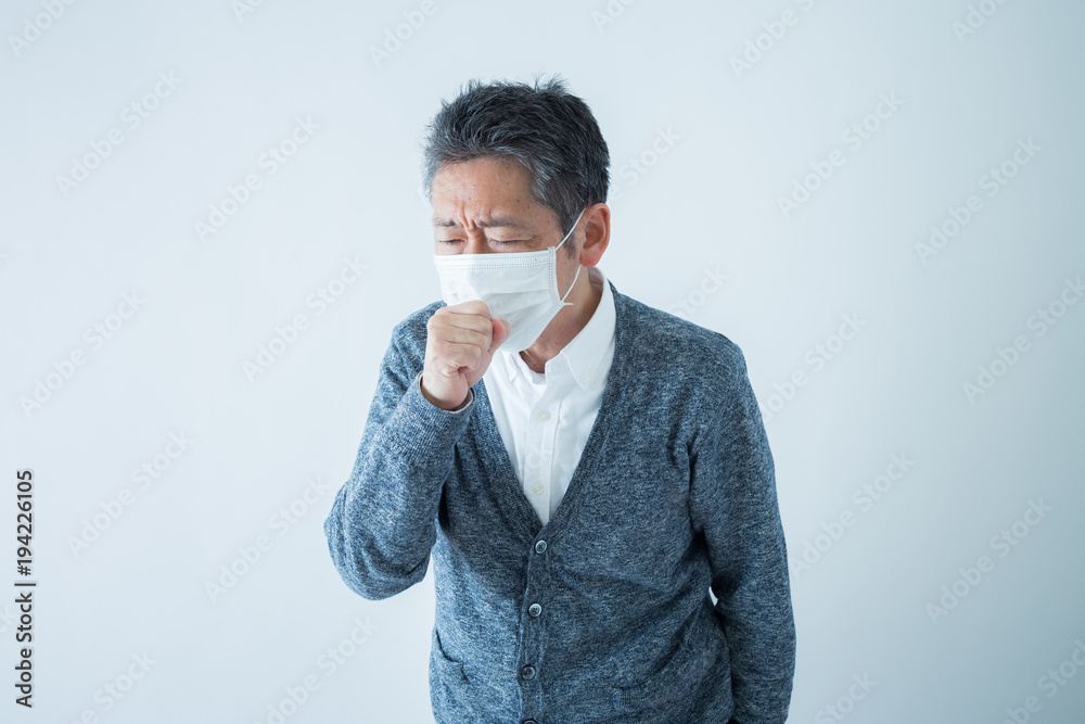 シニア 男性 咳 シニア 男性 咳