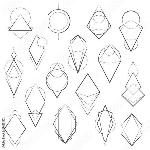 Set of minimalistic geometric elements