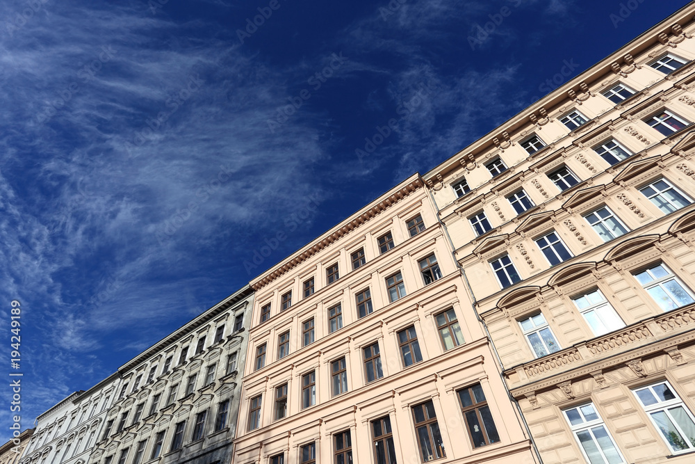 Fassaden von Altbauten in Berlin
