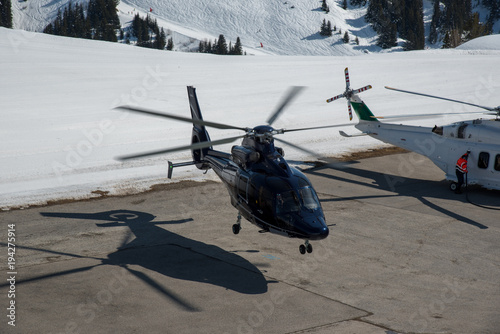 Helicopteres au décollage