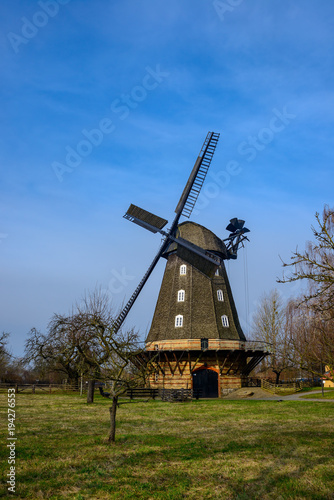 Die Britzer Mühle (früherer Name: Stechhansche Mühle) ist eine der acht noch existierenden Windmühlen in Berlin