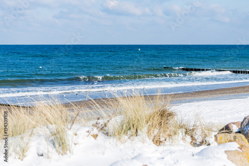 Ostseestrand im Winter