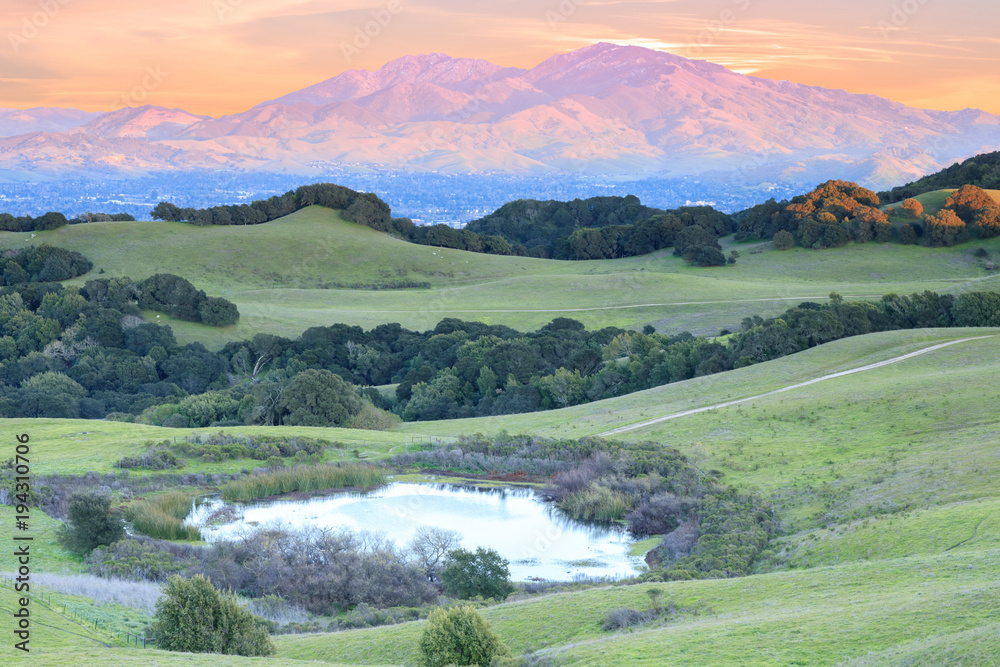 Mount Diablo Sunset via Briones Regional Park. Contra Costa County, California, USA.