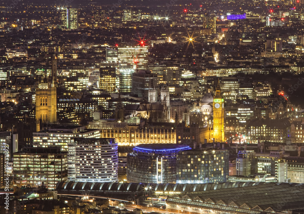 Obraz premium Big Ben and old Central London, aerial view at night