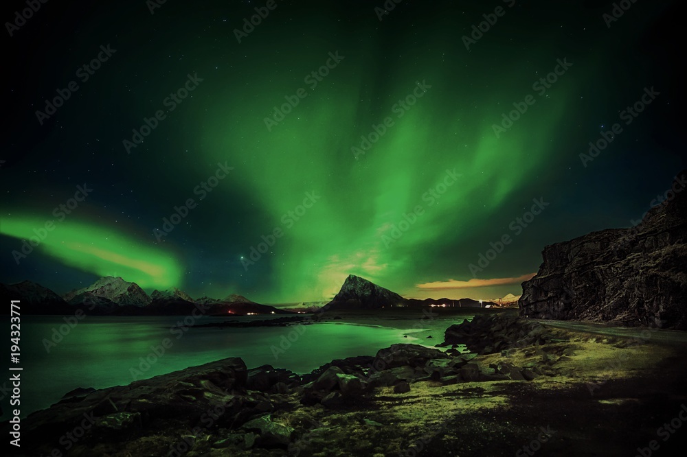 Northern lights at Sandnes in Lofoten