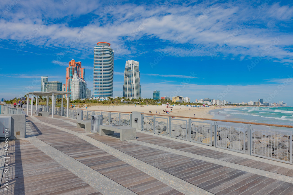 Obraz premium Pier Beach Miami