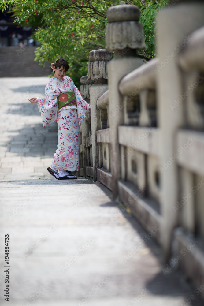 着物の女性・京都