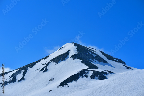 雪山の情景 © Scott Mirror