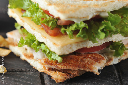 club bacon and chicken sandwich