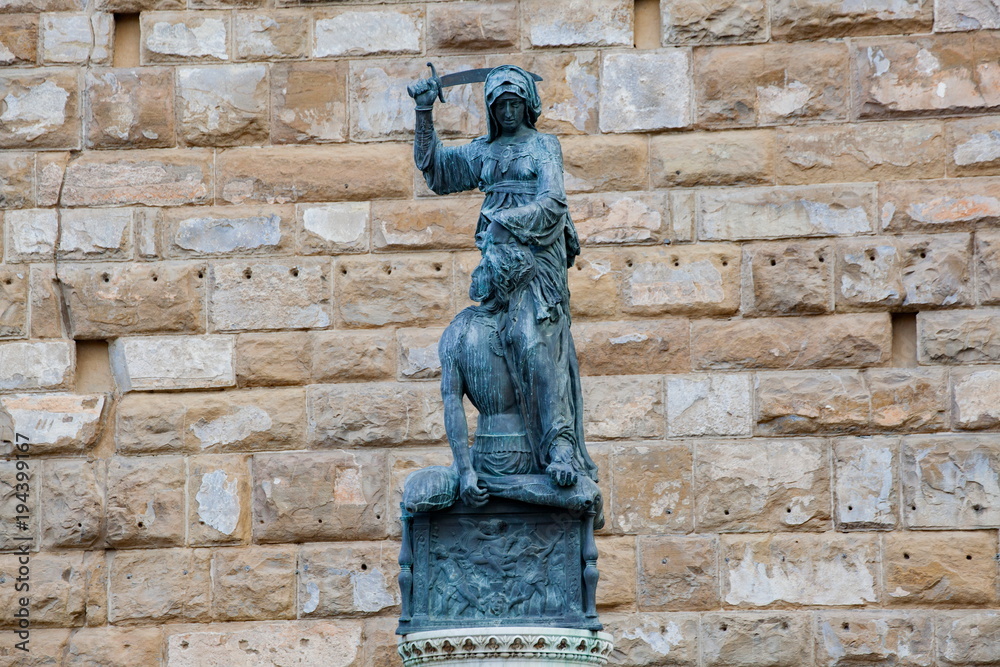 シニョーリア広場の彫刻