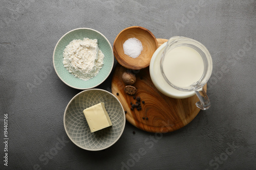 Konstfotografi Ingredients for french sauce