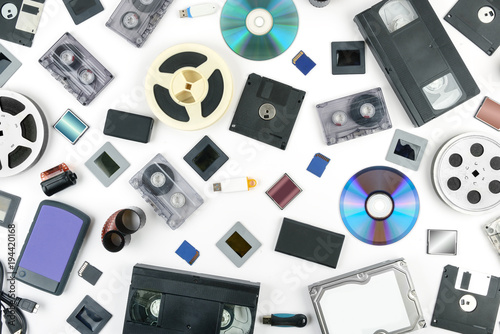 Canvas-taulu Retro technology and new media on a white background. Flat lay