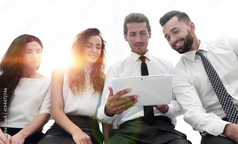 Fototapeta premium business colleagues with digital tablet.