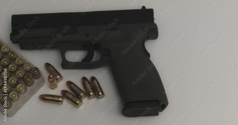 Semi Automatic 9Mm Gun Pistol And Bullets - Pan