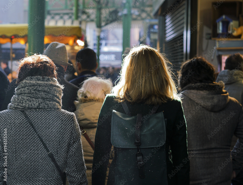 Queuing for shopping