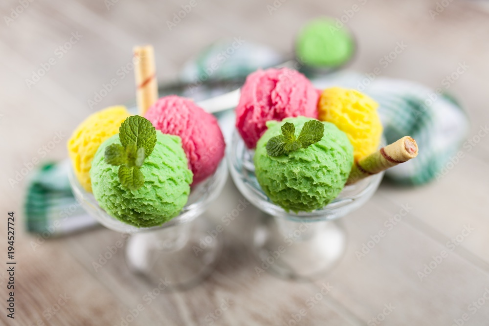 Ice cream vase Ice cream vase