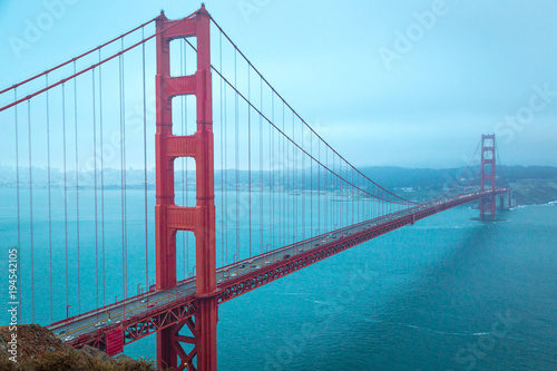 Fototapeta Naklejka Na Ścianę i Meble -  Golden Gate Bridge in San Francisco, California