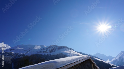 Fernpass, Tirol, Österreich, Strasse zwischen Reutte und Nassereith mit Zugspitze photo