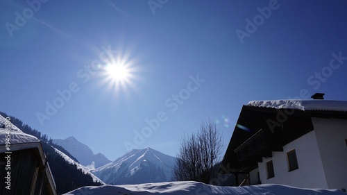 Fernpass, Tirol, Österreich, Strasse zwischen Reutte und Nassereith mit Zugspitze photo