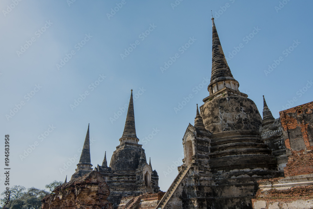 Fototapeta premium タイ・アユタヤ・遺跡・ワット・プラ・シーサンペット