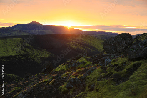 Obraz na płótnie Sunset on Lakagigar in Iceland w salonie