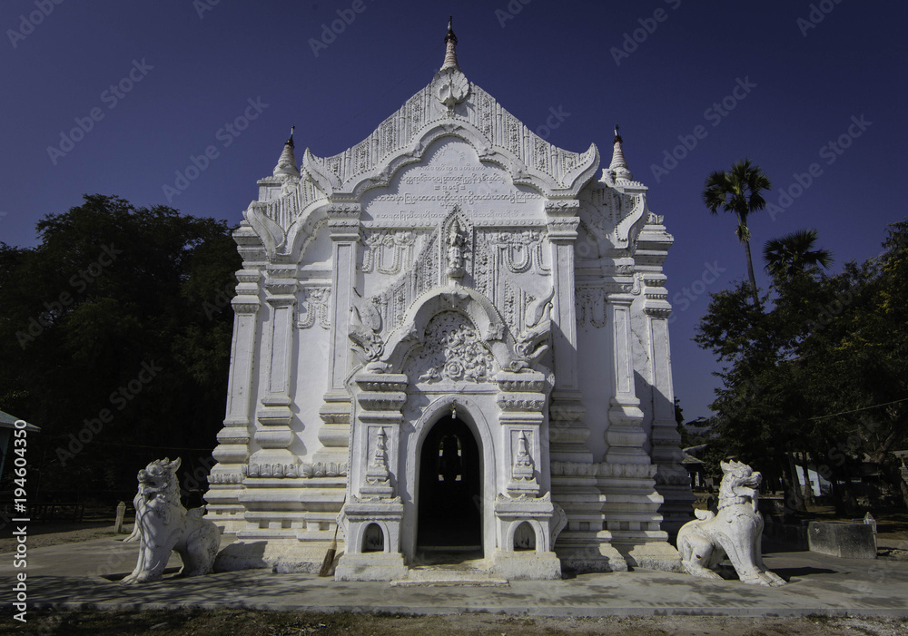 Myanmar Pagode Weiss