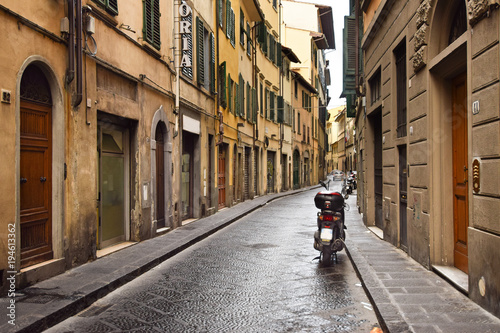 Deserted street in Florence in Italy. © Václav Mach