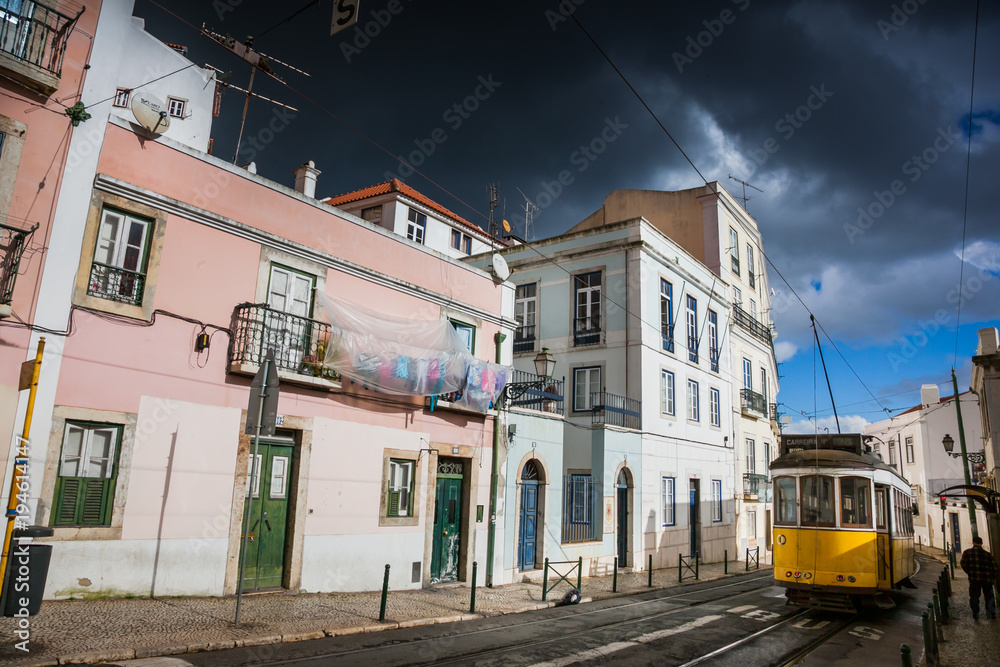 Fototapeta premium LISBON, PORTUGAL - January 28, 2011: A view of the Alfama neighbourhood