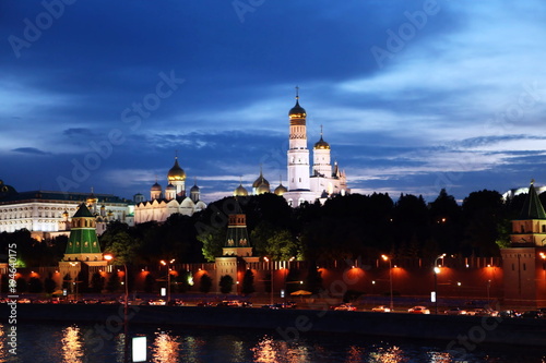 Moscow river and the Moscow Kremlin at night