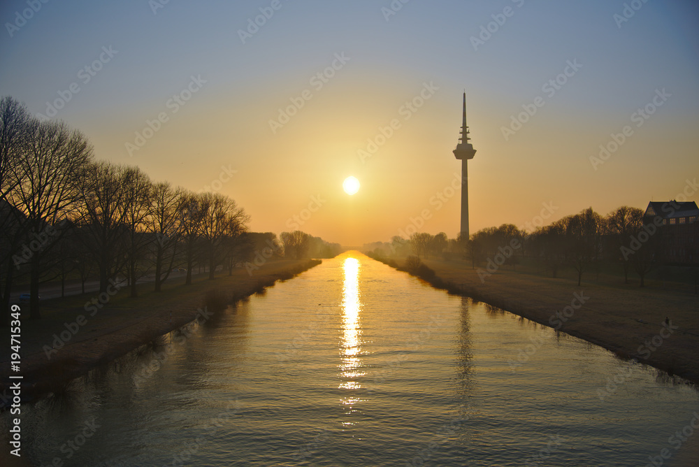 Sonnenaufgang am Neckar