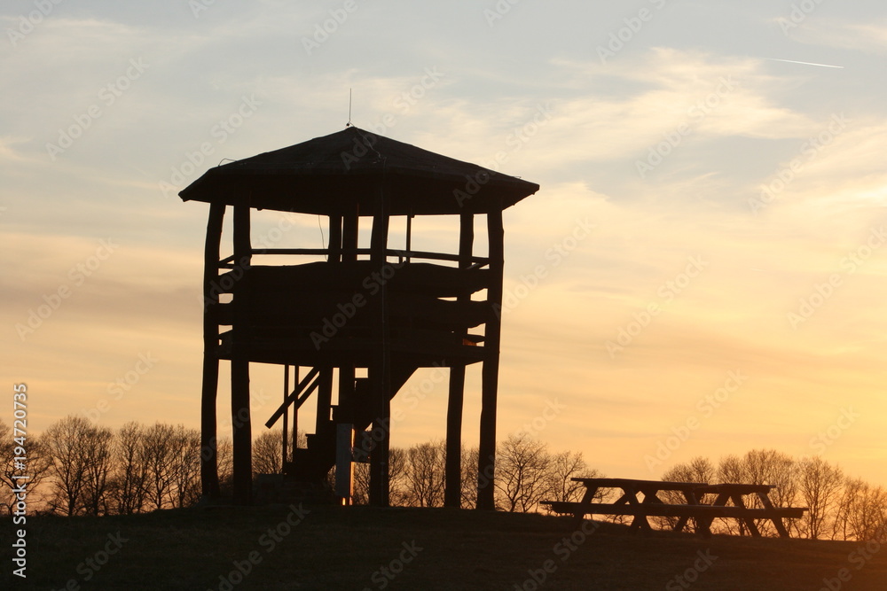 Aussichtsturm abends. Otto Andreas Turm Aussichtsturm abends. Otto Andreas Turm