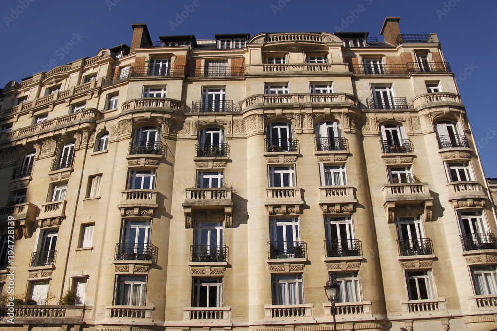 Immeuble ancien du quartier Latin à Paris