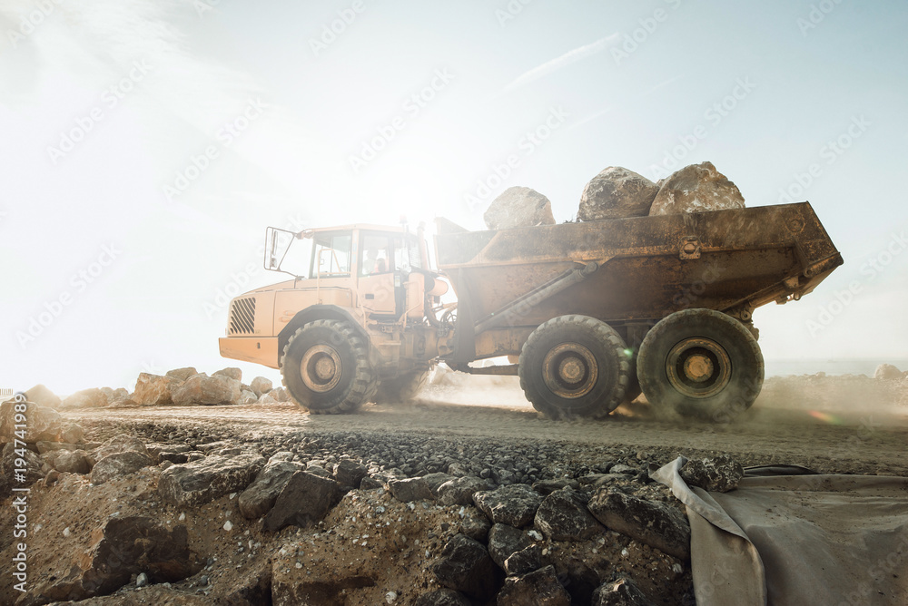 Obraz premium camion de chantier en action