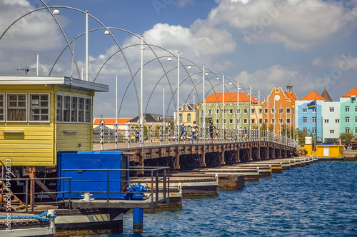 Foto Queen Emma Bridge Willemstad, Curacao