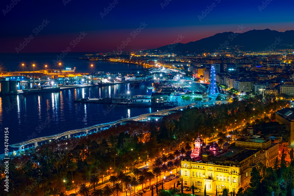 Fototapeta premium Malaga city at night, Spain