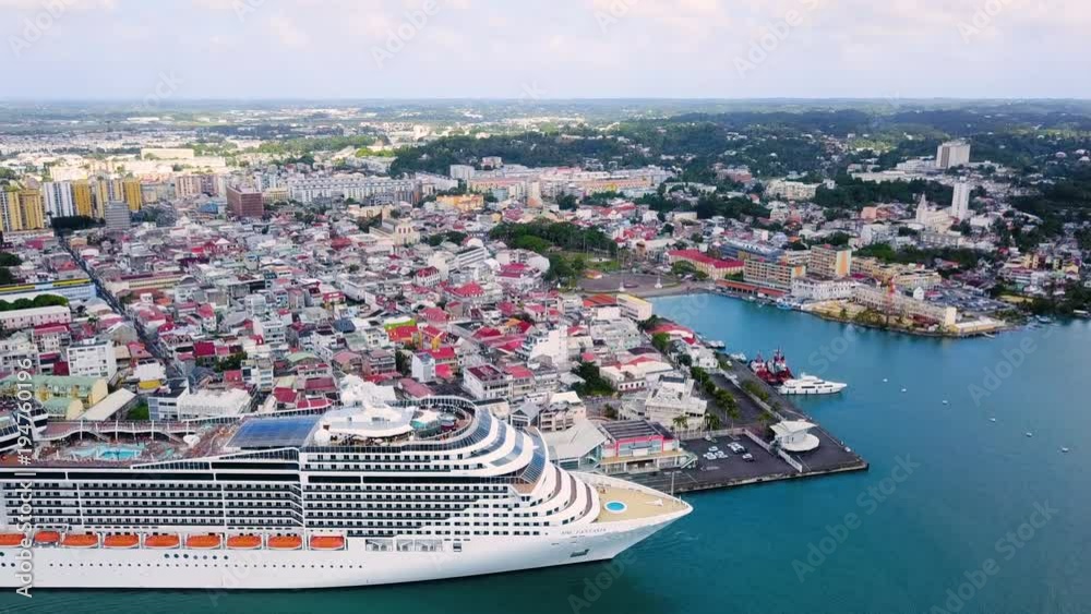 bateau de croisière dans les caraîbes